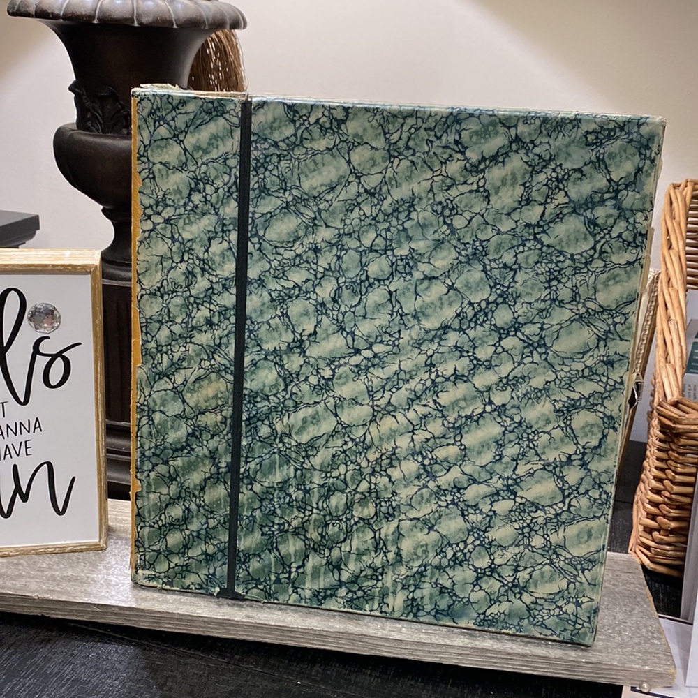 Vintage Yellow and Green File Box - Picture 2 of 11